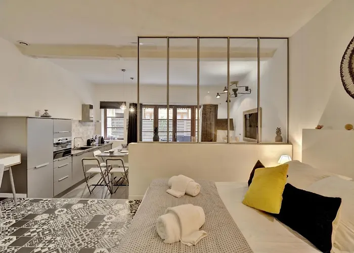 L'atelier D'auguste - Terrasse En Plein Coeur De