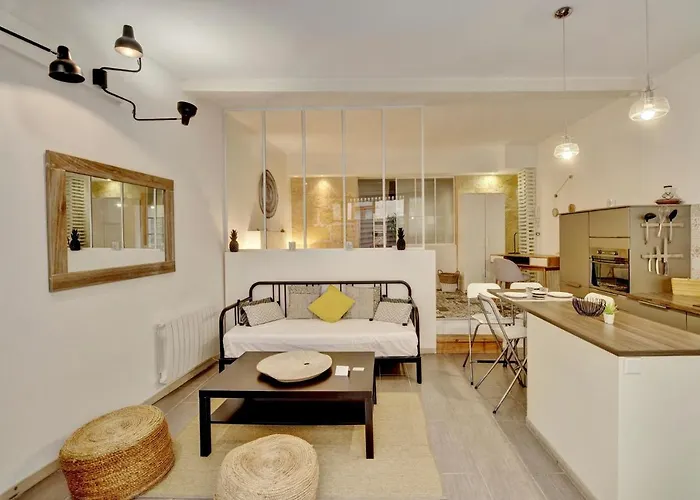 L'atelier D'auguste - Terrasse En Plein Coeur De *